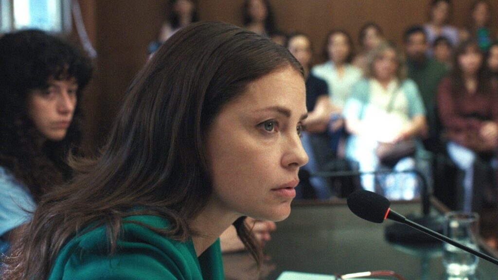 Director Dolores Fonzi portrays real-life defense lawyer Soledad Deza. - The Latino Slant