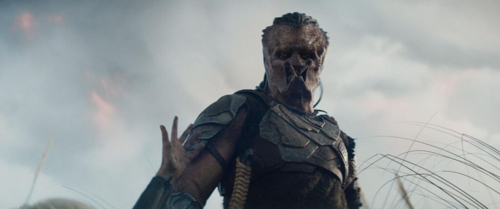 The digital look of the Predator's character design may bug some viewers. - The Latino Slant