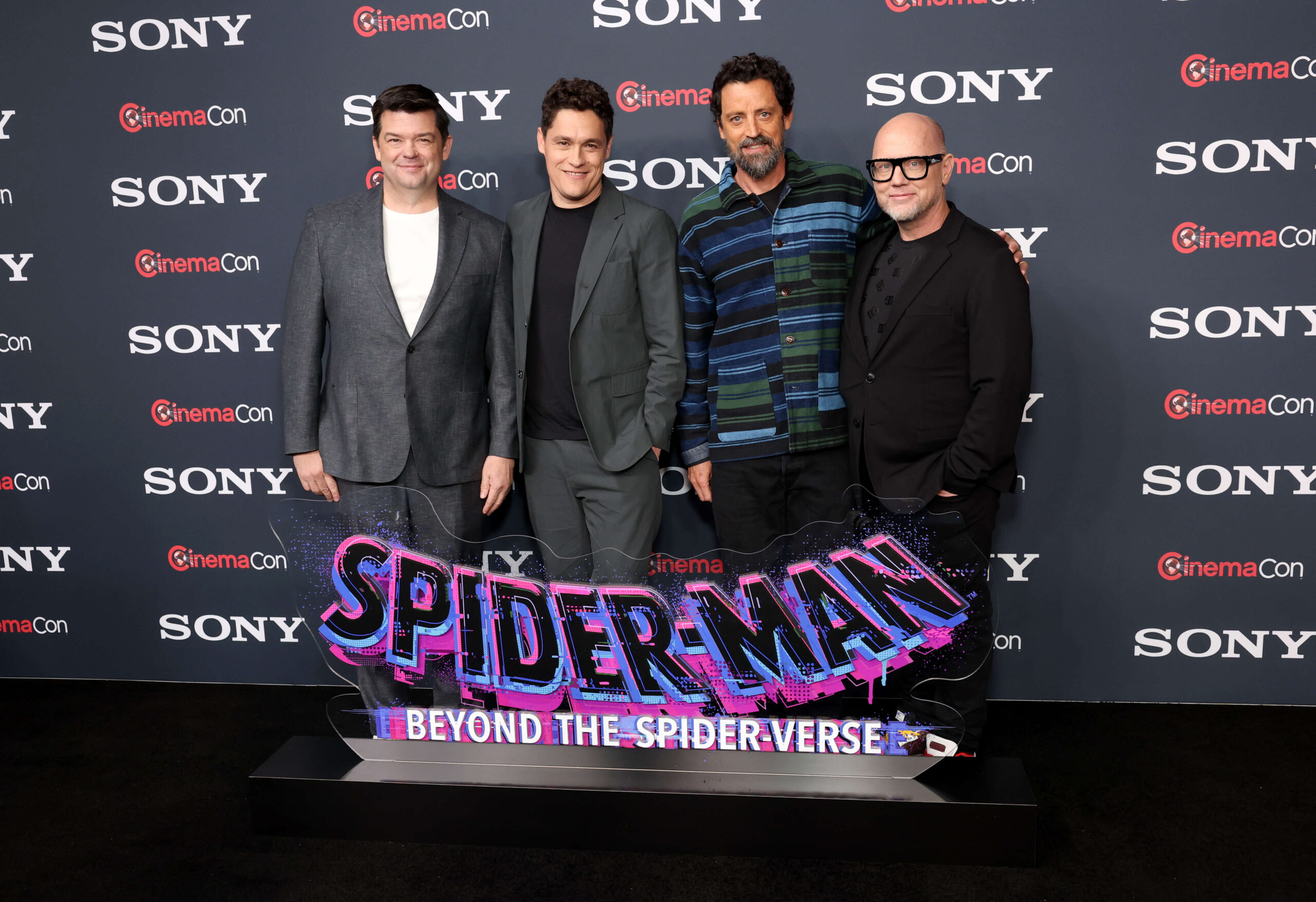 Chris Miller, Bob Persichetti, and Justin K Thompson previewed the opening sequence of "Spider-Man: Beyond the Spider-Verse." - The Latino Slant