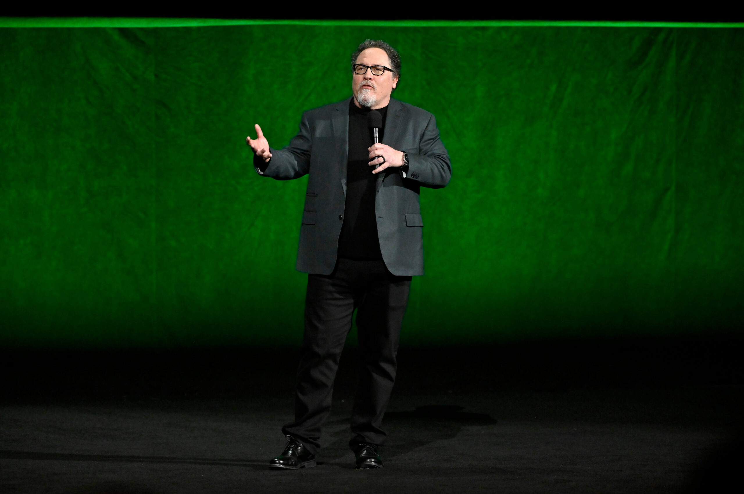 Jon Favreau discusses "The Mandalorian and Grogu." - The Latino Slant