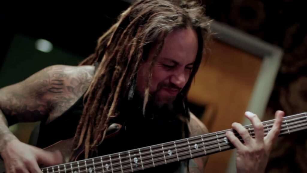 Reginald "Fieldy" Arvizu of Korn. - The Latino Slant